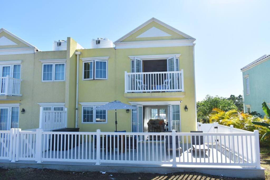 Irie Vibes Ocean View Villa เนกริล ภายนอก รูปภาพ